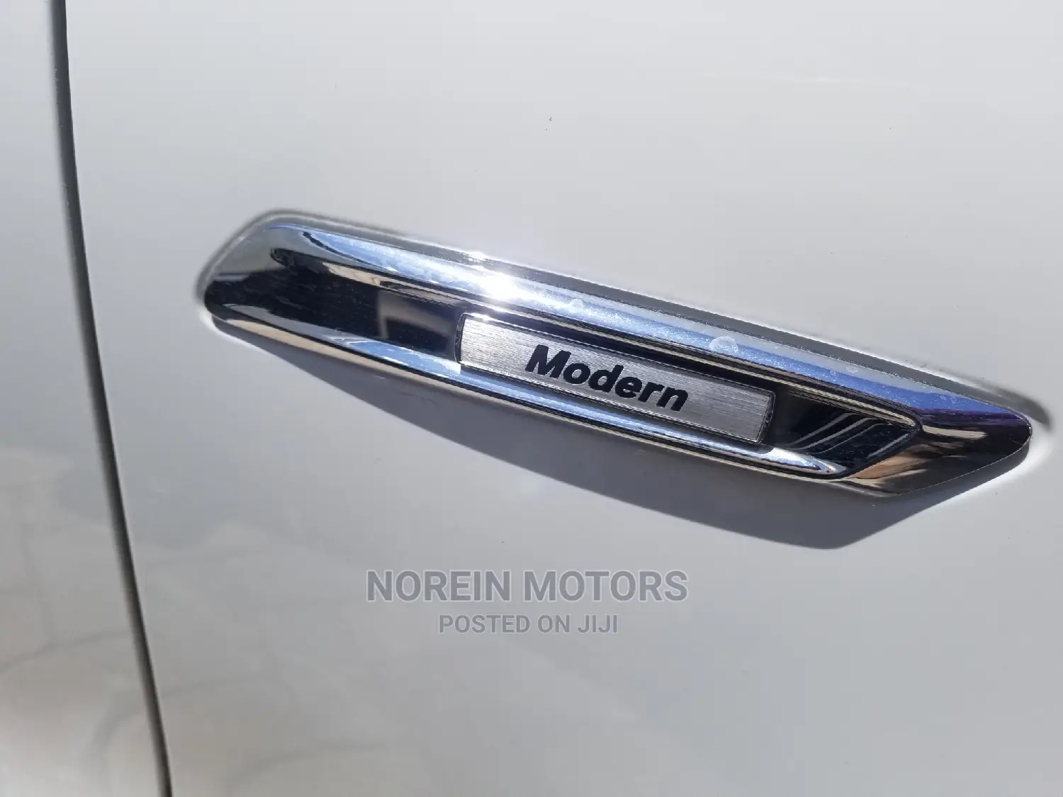 BMW 523i 2015 White
