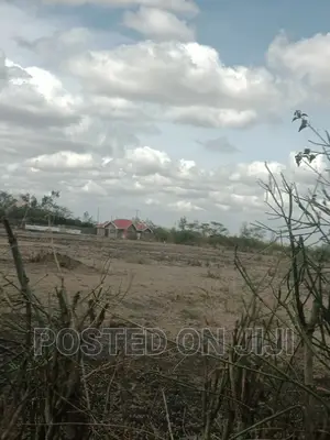 Plots for Sale 2km From Tarmac ^WW