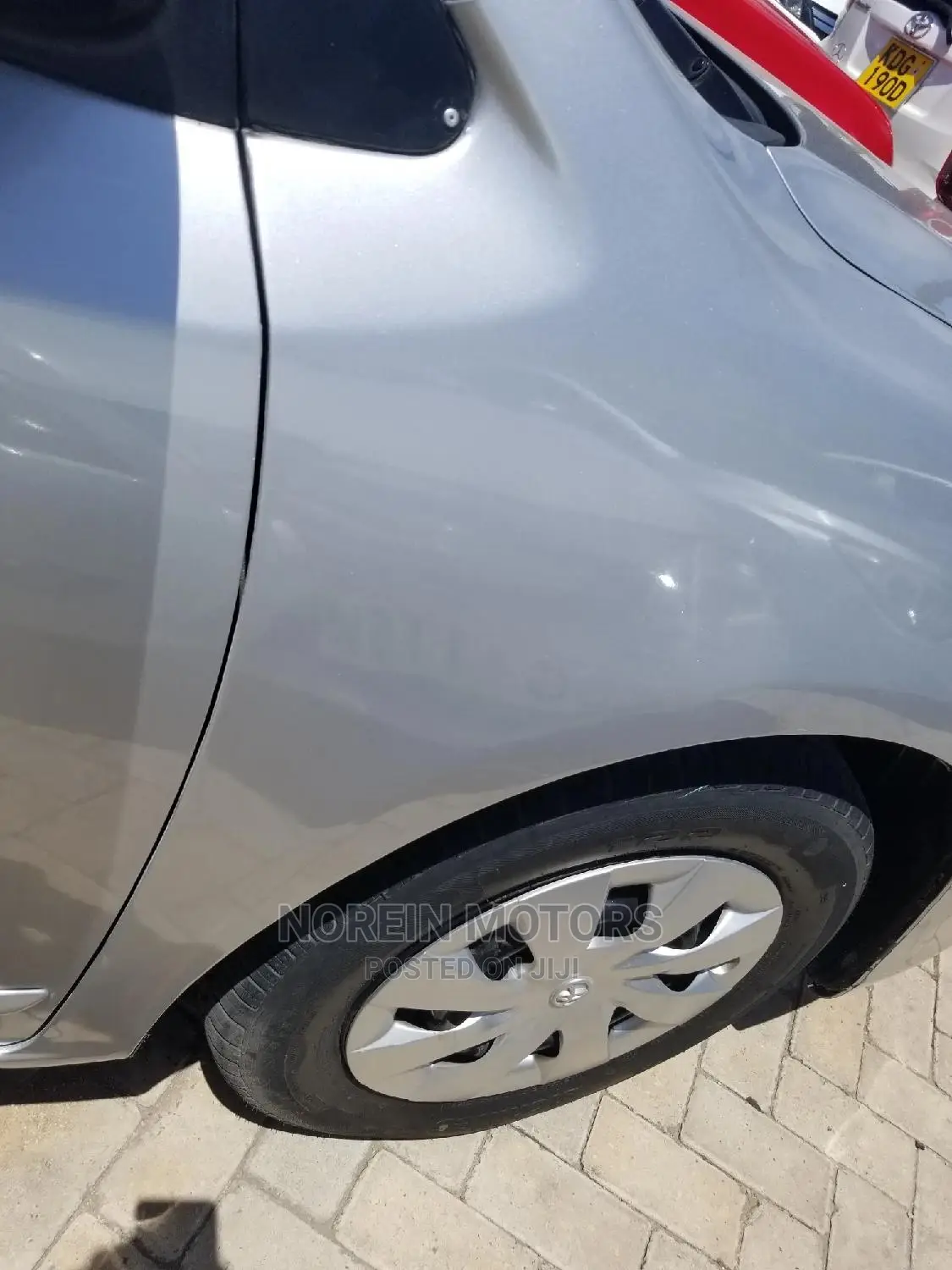 Toyota Premio 1.8 AWD 2013 Silver