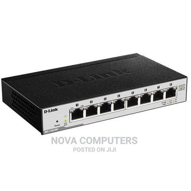 D-Link 8-Port Gigabit Poe Smart Managed Switch - main view