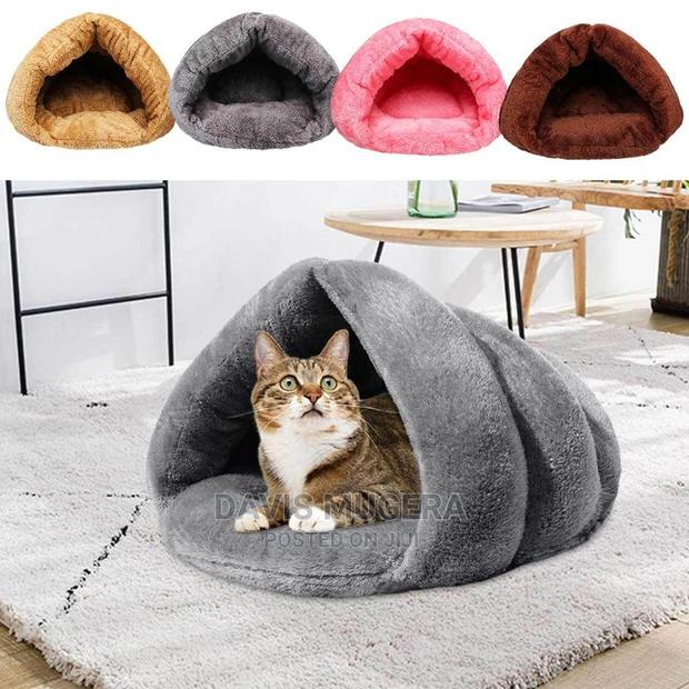 Snuggle Cave Warm Cat Bed - main view