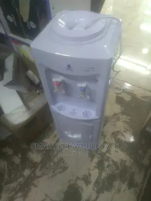 Q7 Hot and Normal Dispenser