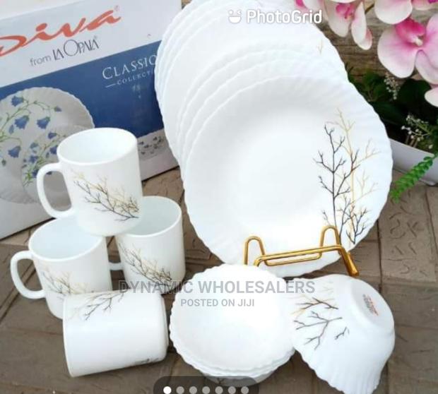 Dinner Set 16 Pcs, Brand New