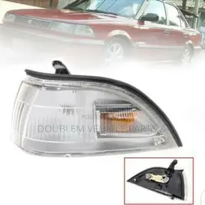 Corner Lamp EE90