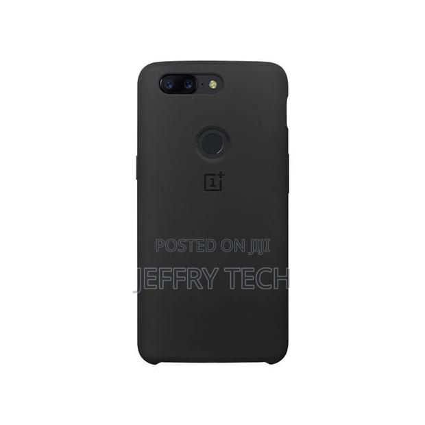 Oneplus 5T Silicone Protective Case - main view