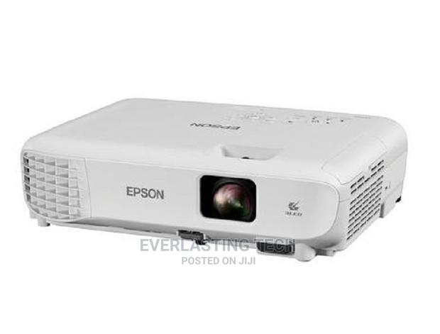Epson EB-E01 Projector - thumbnail 2