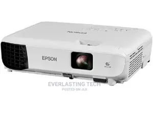 Epson EB-E01 XGA 3LCD 3300 Lumens Projector