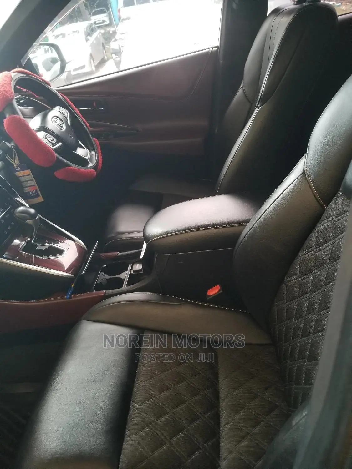 Toyota Harrier 2.0 4WD 2015 Black