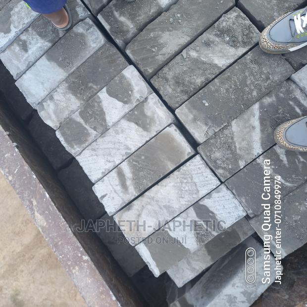Mdarugo,Stones Machine Cut Mawe