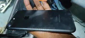 iPhone Battery Replacement Shop