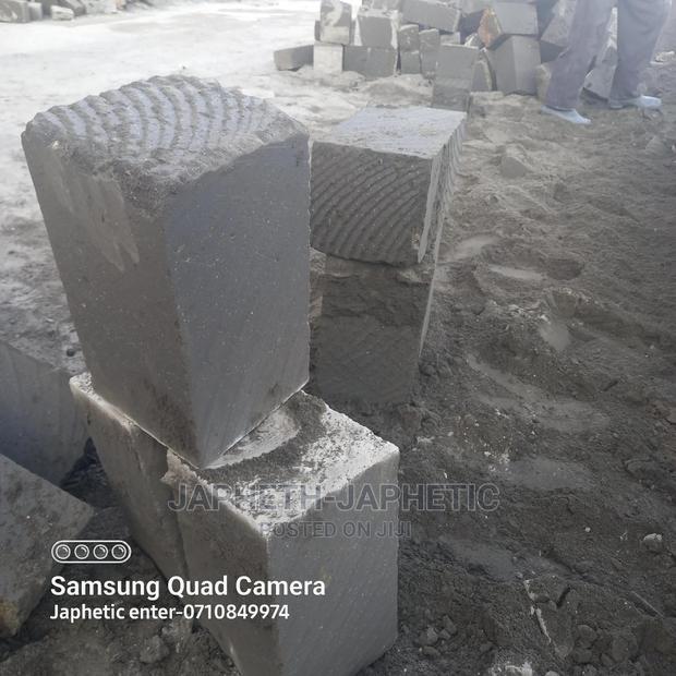 Ndarugo, Machine Cut Mawe/Stones