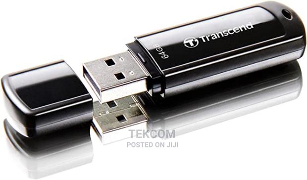 Transcend Jetflash 700 USB 3.0 Flash Drive - thumbnail 2