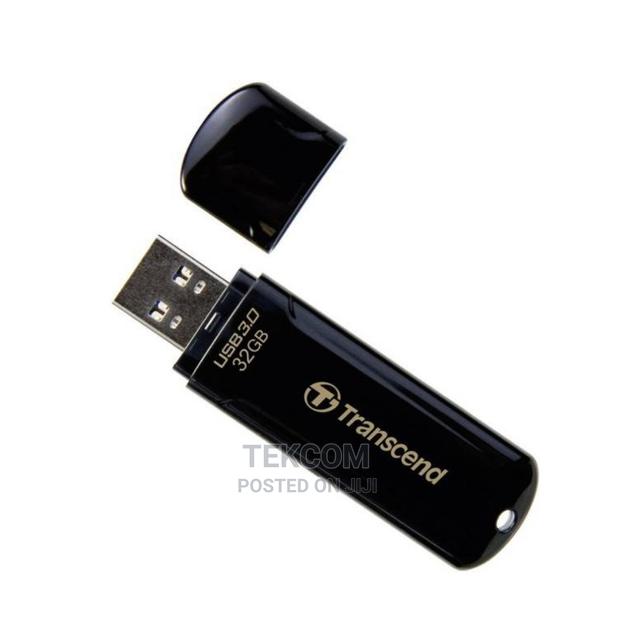 Transcend 32GB Jetflash 700 USB 3.1 Gen 1 Flash Drive