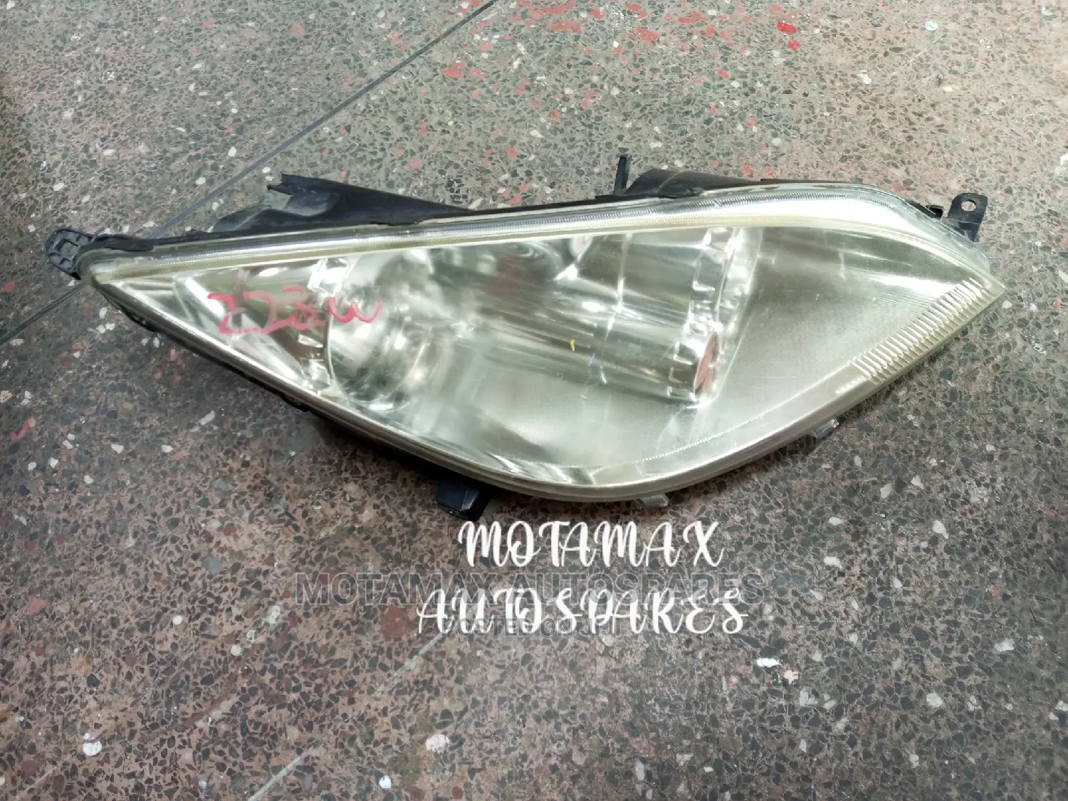 Mitsubishi Colt Headlight