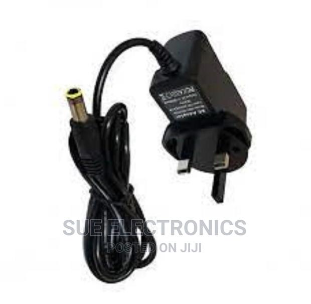 Universal 3 Pin Charger Adapter 5V 2A – Black