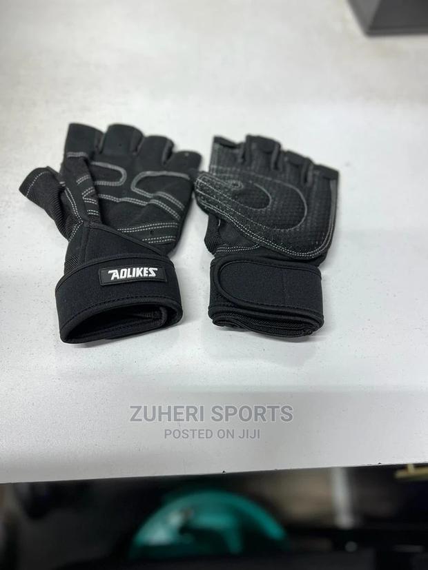 Gym Gloves Tough Heavy Duty in Bulk Quantity Wrist Support