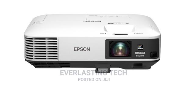 Epson Powerlite Eb- 2250u 5000 Lumens Projector (V11h871041)