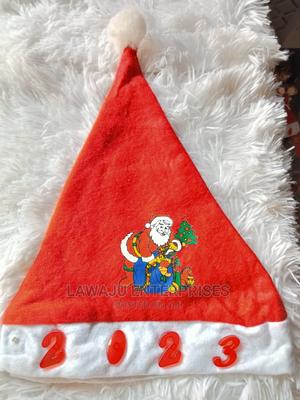 Lighting Christmas Hats - thumbnail 2