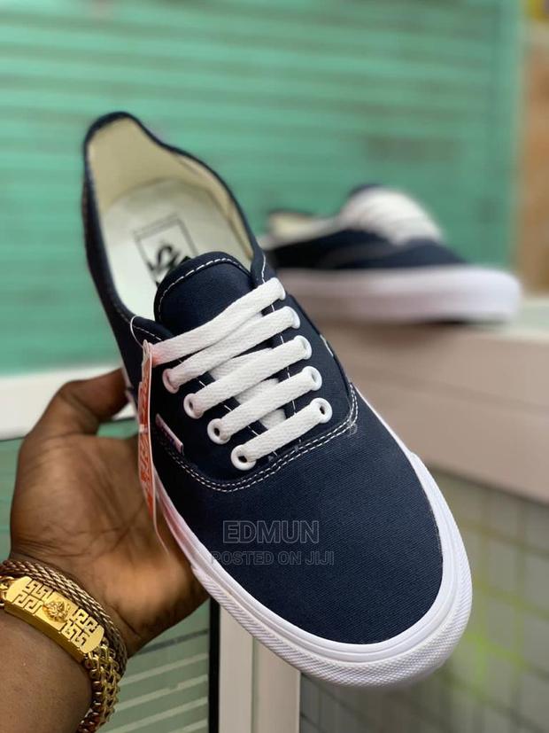 Blue Vans Off the Wall- Offer - thumbnail 3