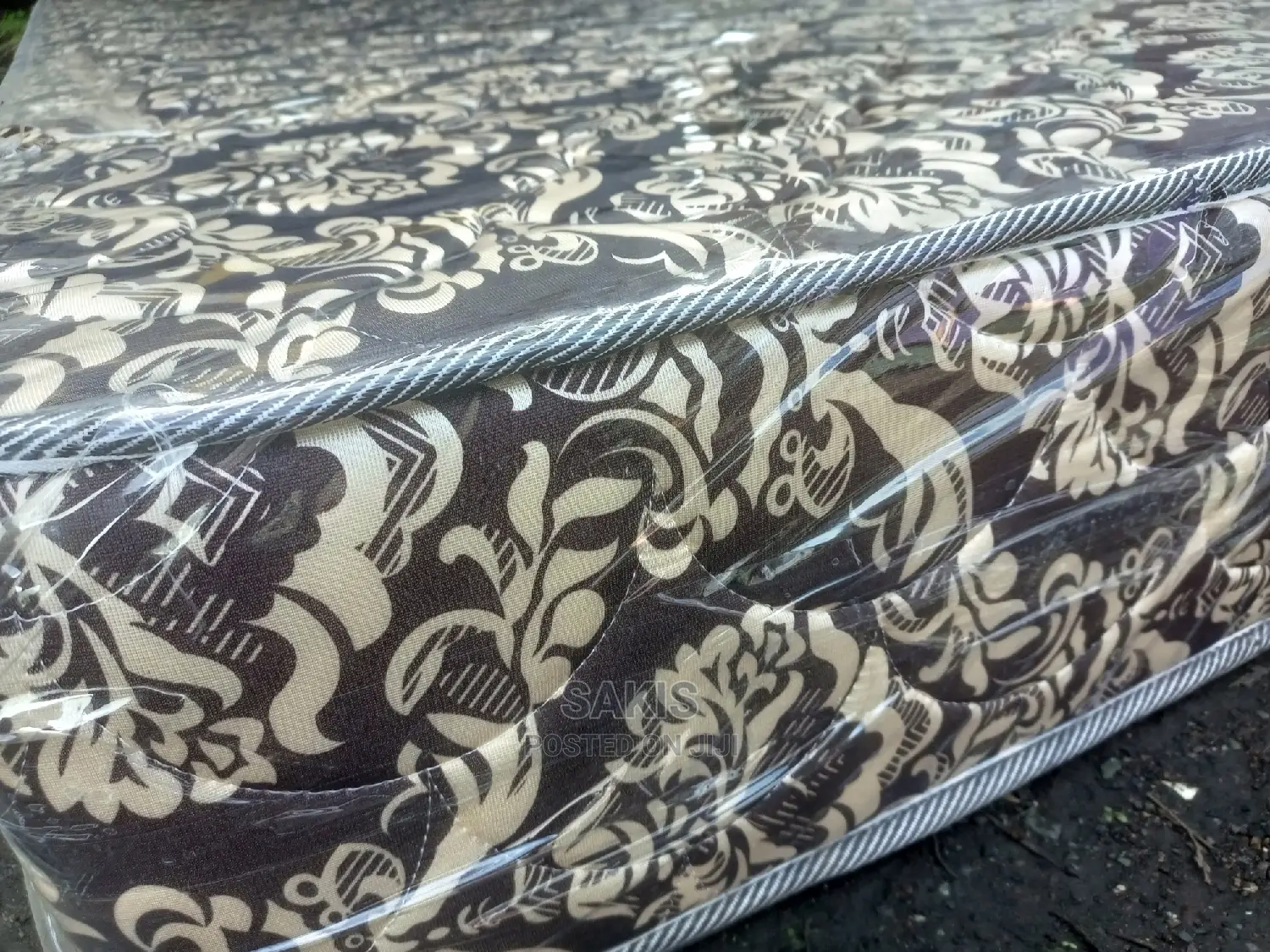 Flory Mattresses! 5*6*8 Quilted Heavy Duty Mattresses