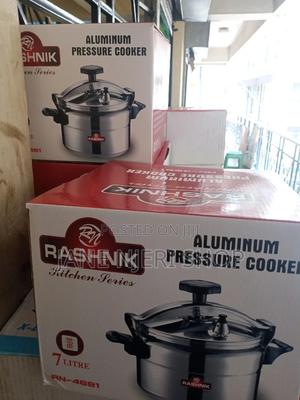 7 Liters Pressure Cooker - thumbnail 2