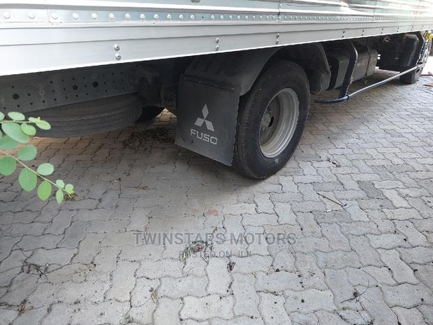 Mitsubishi Fuso Canter 2015 - thumbnail 3