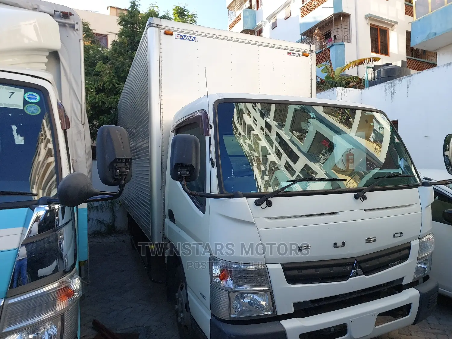 Mitsubishi Fuso Canter 2015