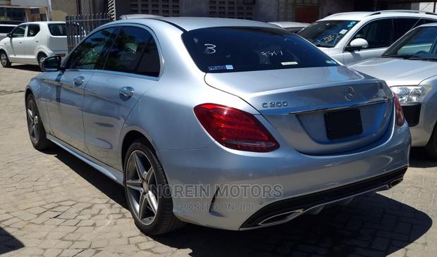 Mercedes-Benz C200 2016 Silver - thumbnail 2