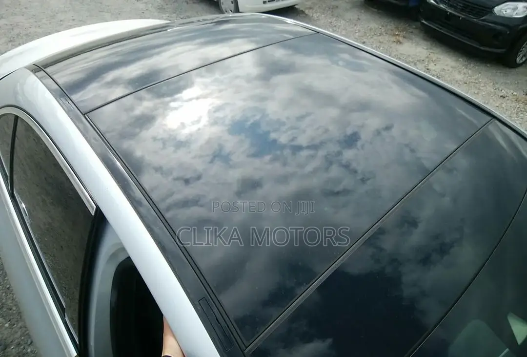 Mercedes-Benz E200 2016 Silver