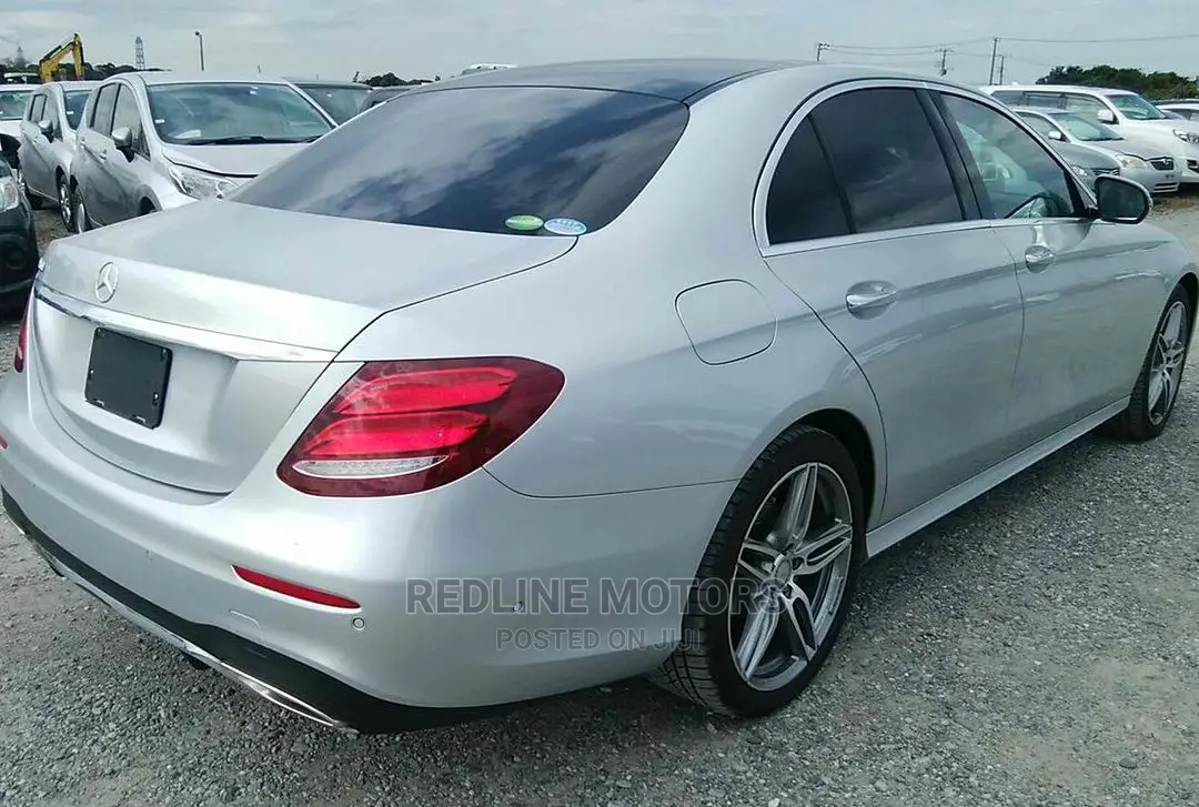 Mercedes-Benz E200 2016 Silver