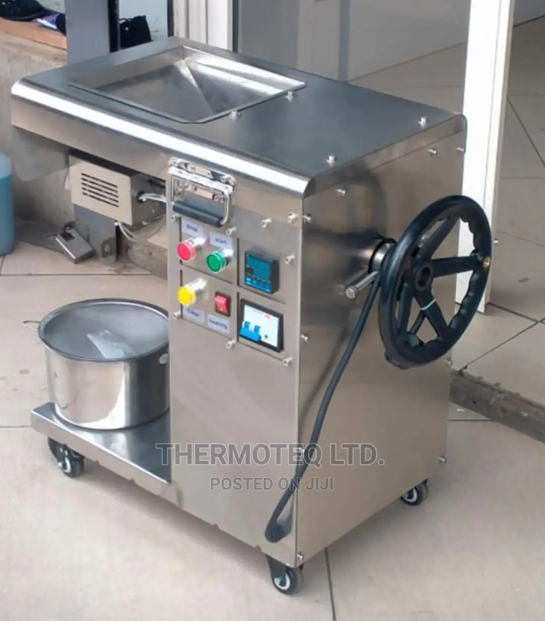 Electric Oil Pressee