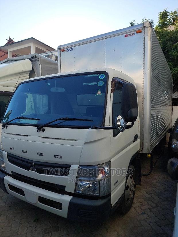 Mitsubishi Fuso Canter 2015 - thumbnail 5