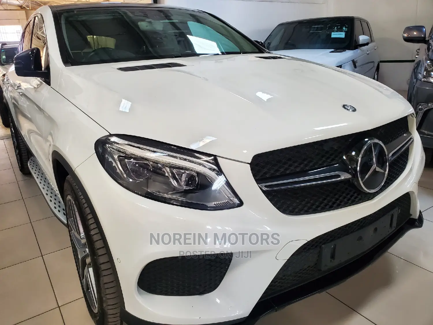 Mercedes-Benz GLE-Class 2017 Off White
