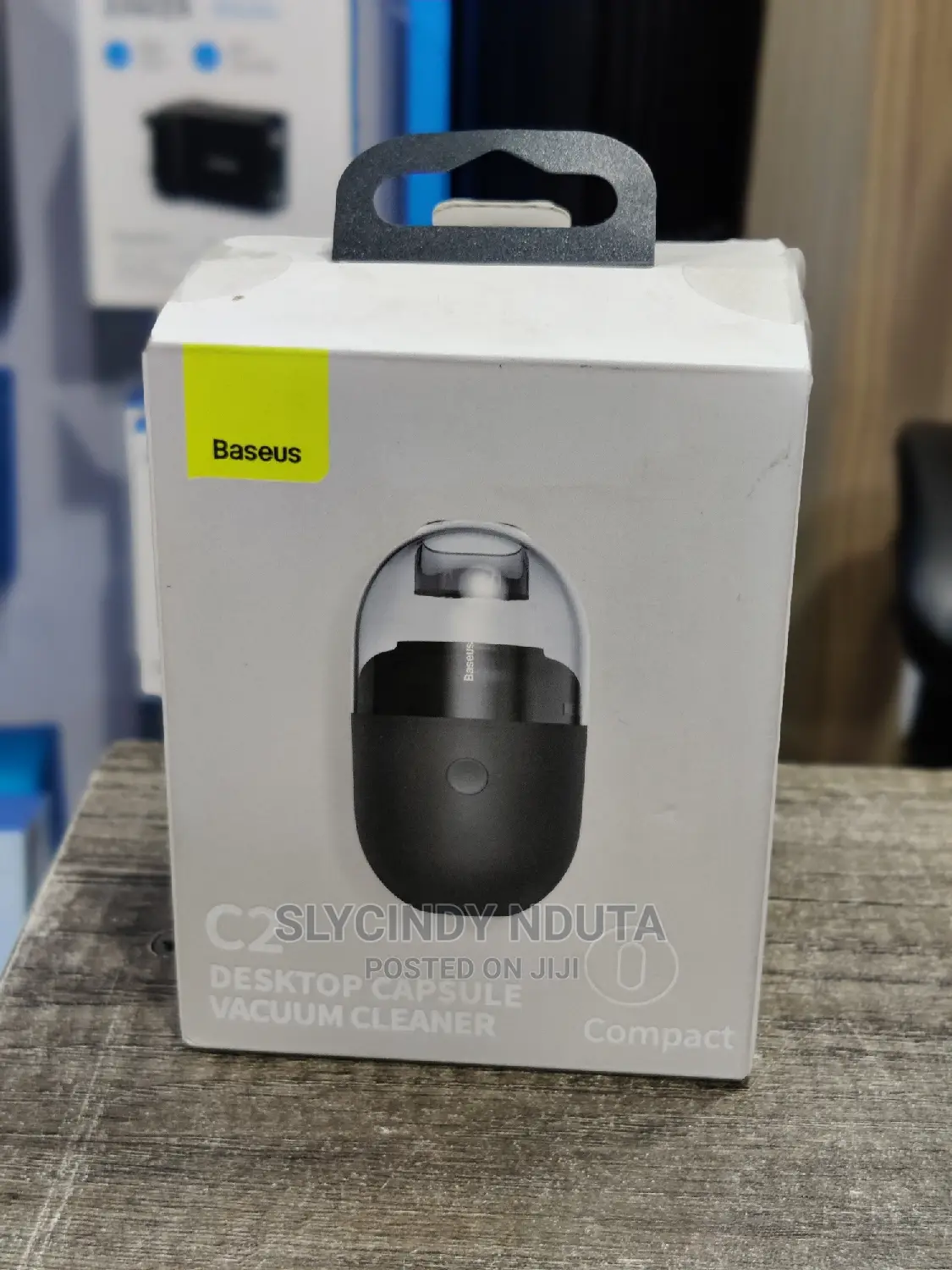 Baseaus C2 Vacuum Cleaner