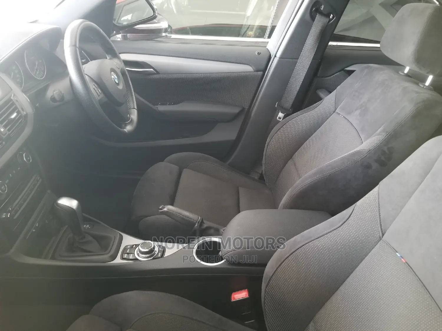 BMW X1 2015 Orange