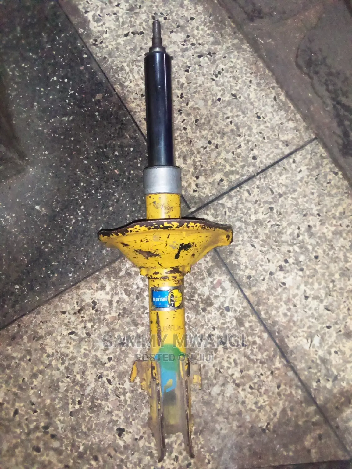 Subaru Legacy Shock