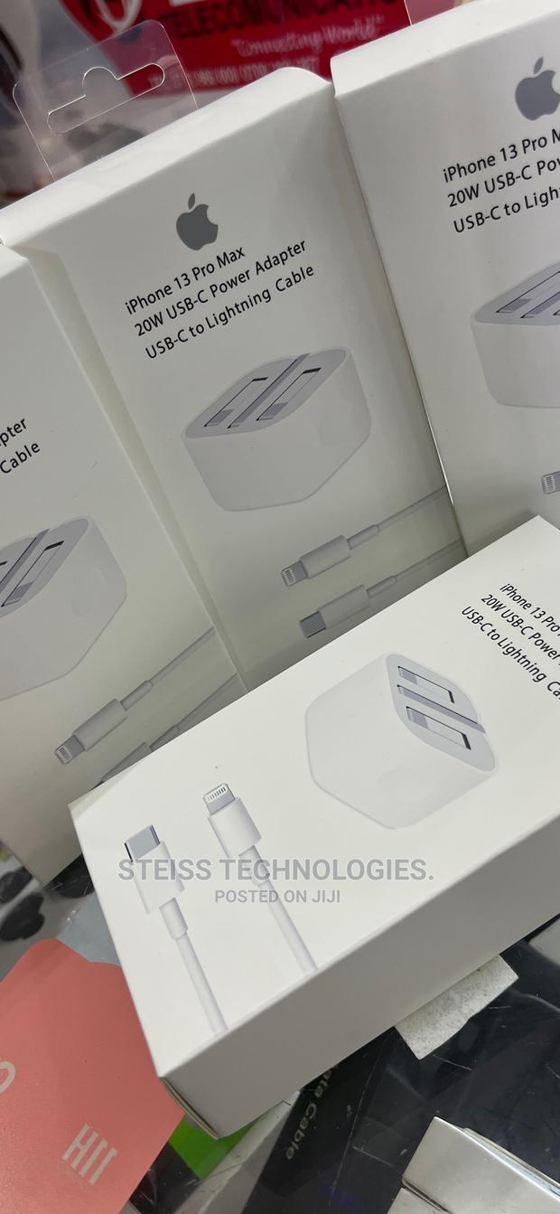 iPhone 13 Pro Max Charger. - thumbnail 2