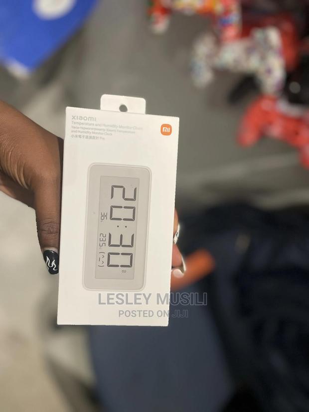 Mi Temperature Humidity Monitor Clock - main view