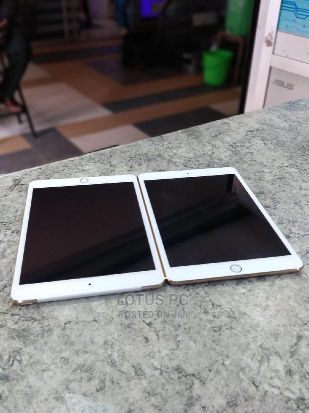 Apple iPad Mini 3 16 GB Yellow - thumbnail 2