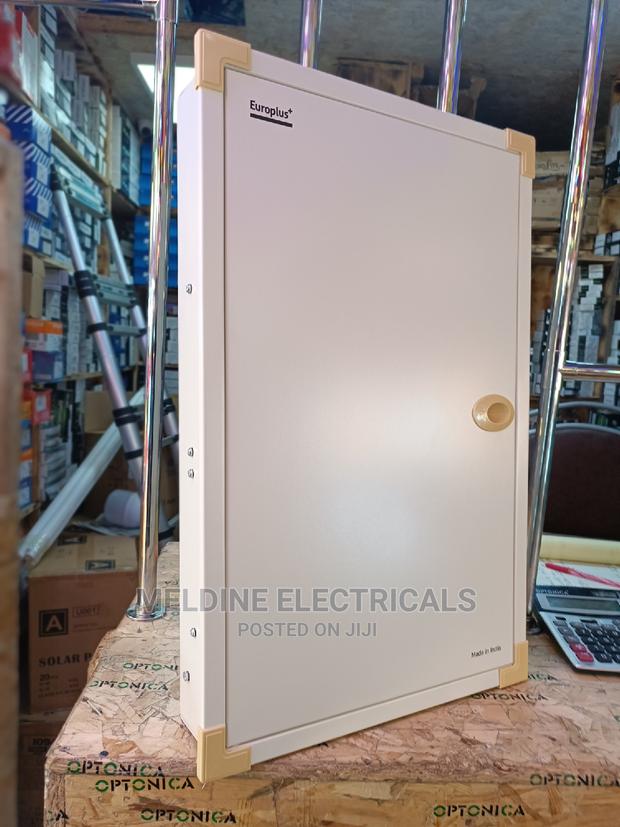 12way Distribution Board - thumbnail 3