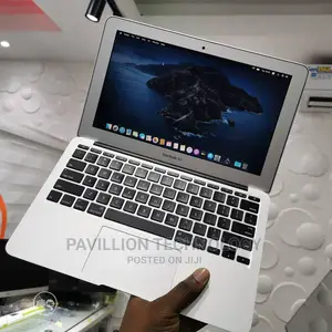 Laptop Apple MacBook Air 4GB Intel Core I5 SSD 128GB