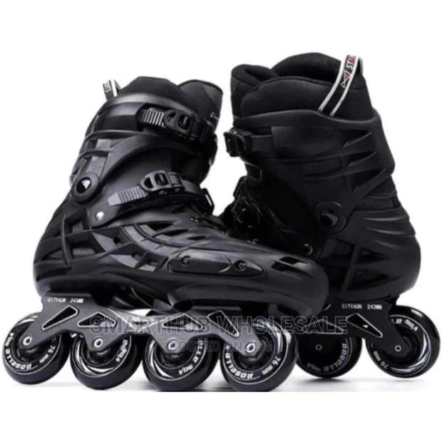 Black Skating Shoe - thumbnail 2