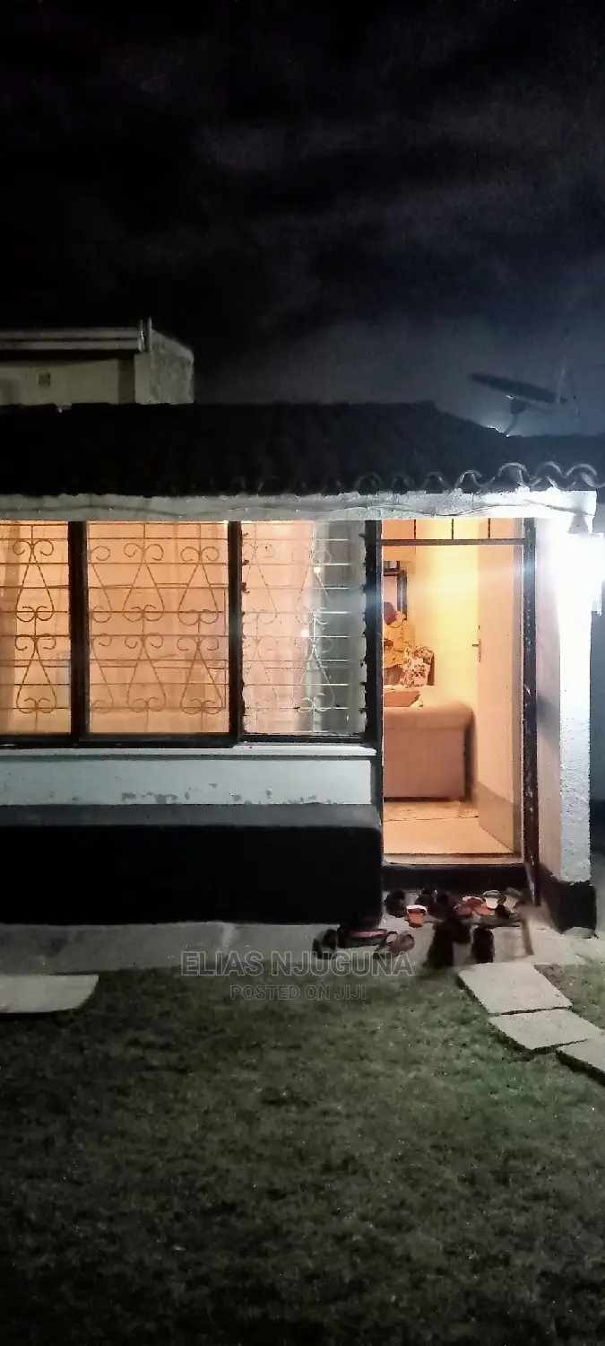 Airbnb (Furnished )3bdrm Bungalow In Buruburu .