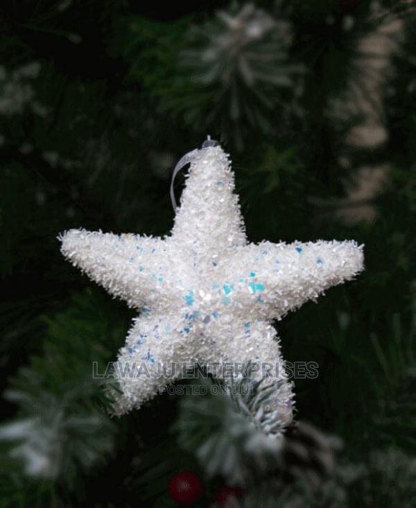 Christmas Decorating Snow White Stars