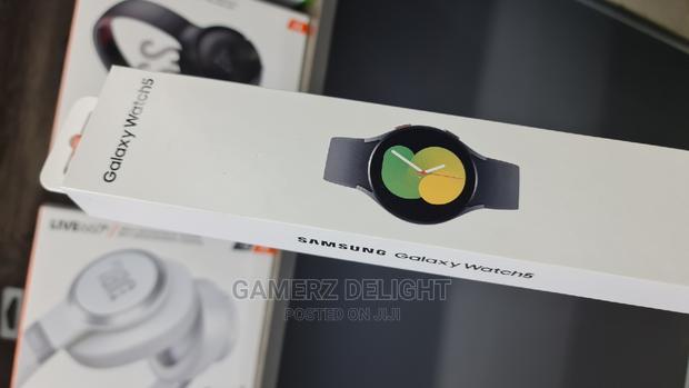 Samsung Watch 5 - main view