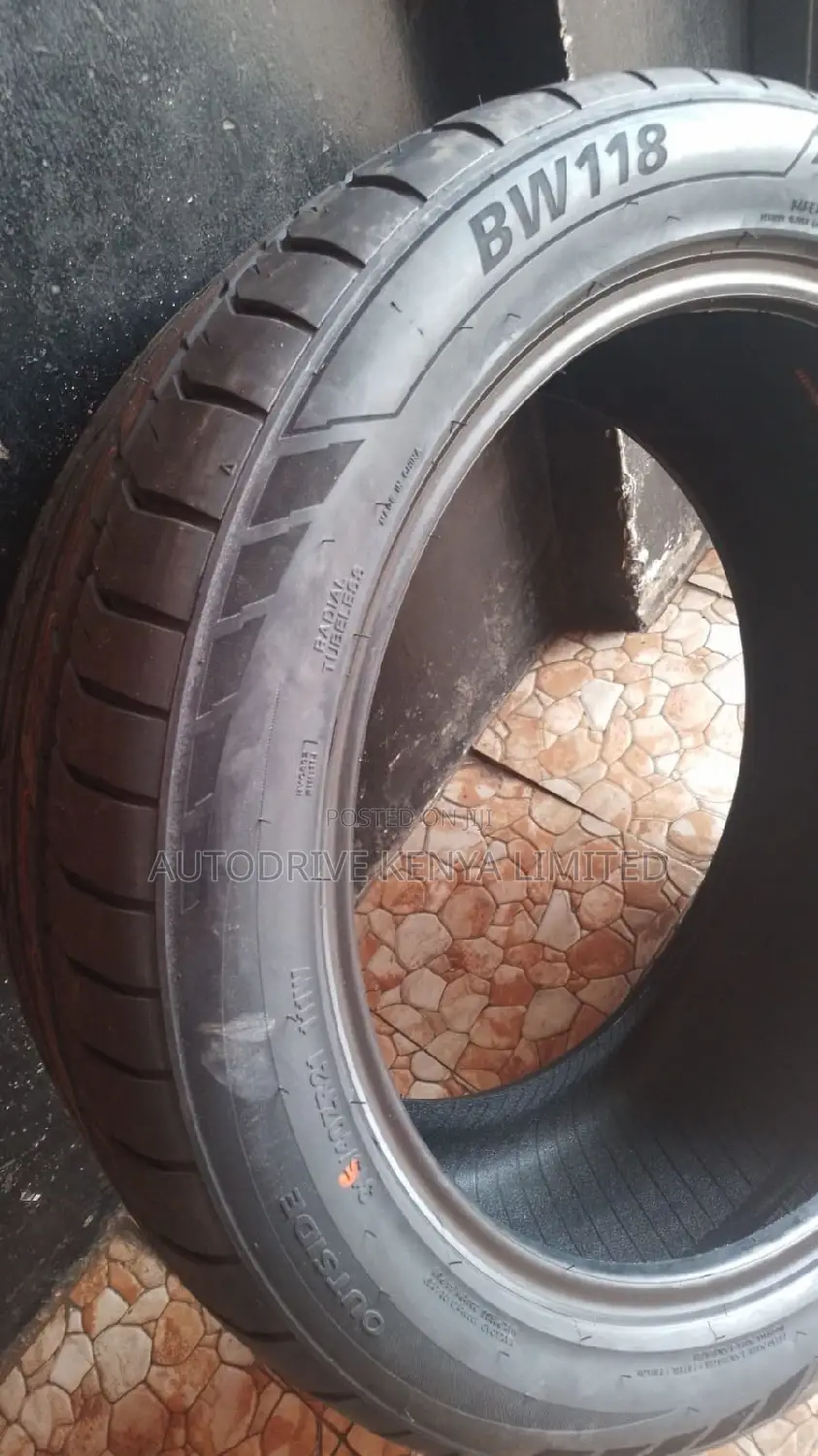 315/40r21 Bearway Tire