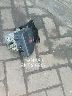 Toyota Vanguard ACA38W Abs Pump