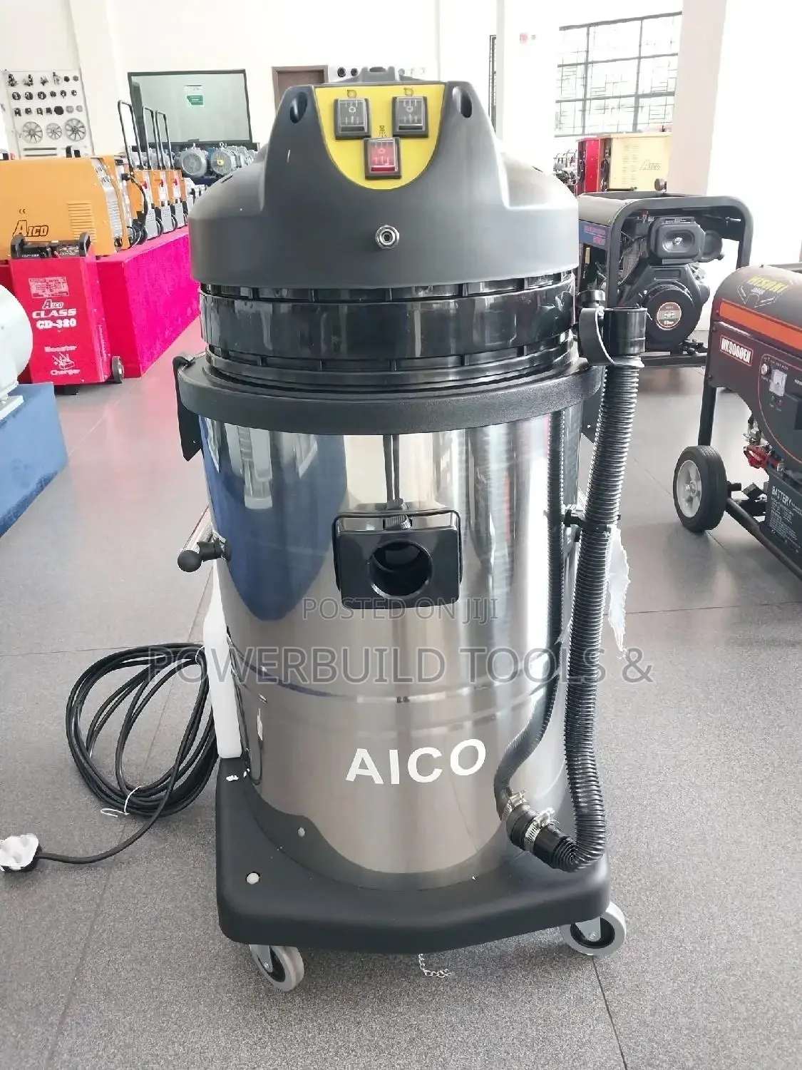 60L 3 in 1 Shampoo Carpet Cleaner.