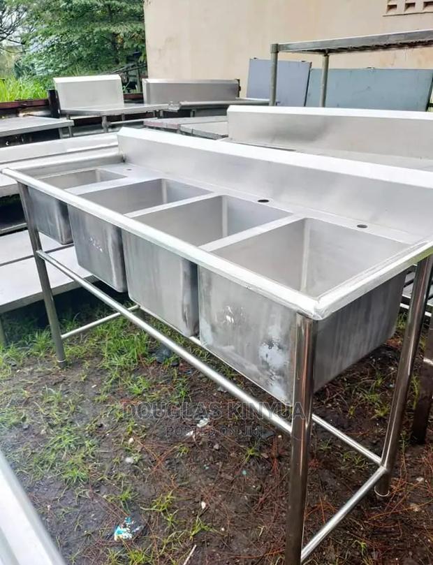 Stainless Steel Washing Sink :