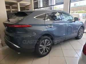 Toyota Harrier 2.0 2020 Gray